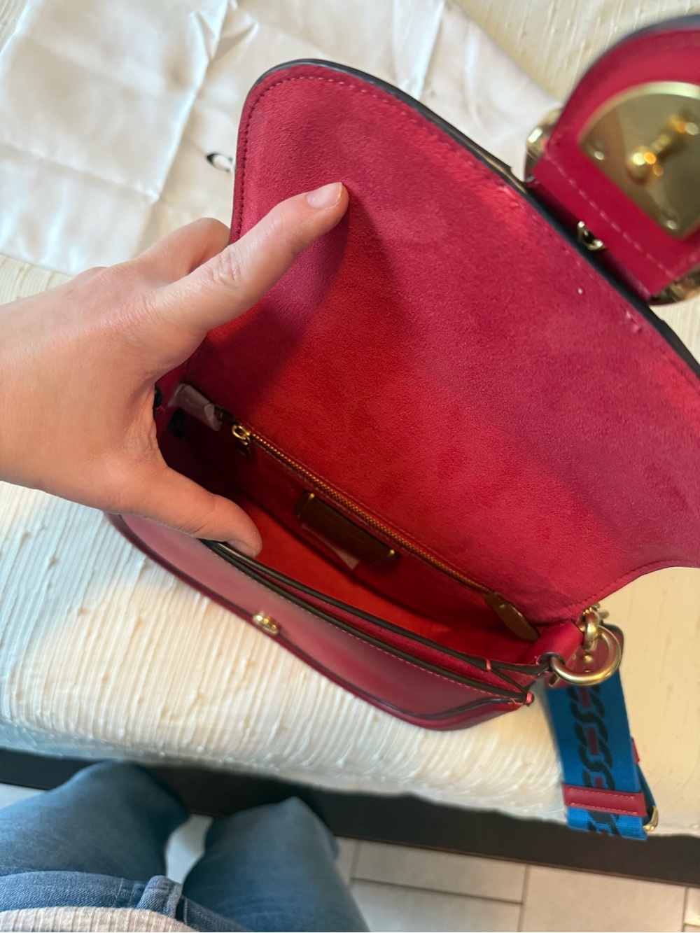 Coach Beat Saddle Bag in Red Leather with interchangeable strap - Picture 9 of 9